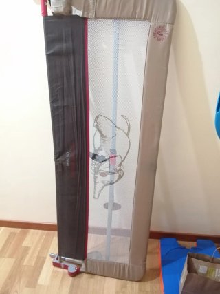 Barrera para cama niño-Jané. Como nueva.
