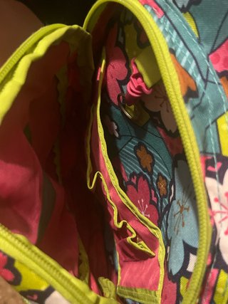 Mochila escolar con estampado floral