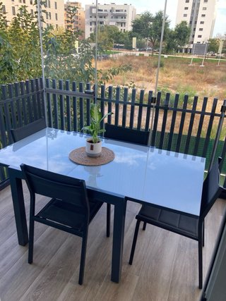 Conjunto de mesa y sillas terraza