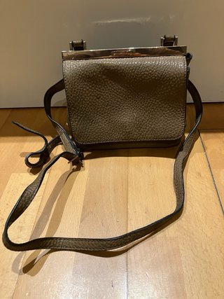 Bolso de hombro Parfois marrón y dorado