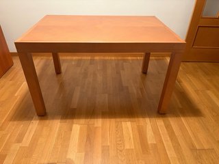 Mesa extensible de madera