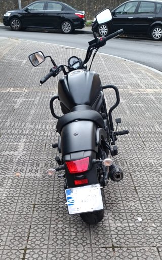 Kawasaki Vulcan S 650 impecable. Muchos extras.
