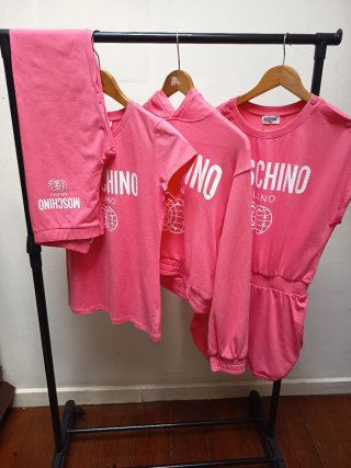 Lote 10 peças Moschino Novas Teen