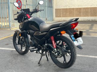 Honda CB F 125cc 2024 Negra