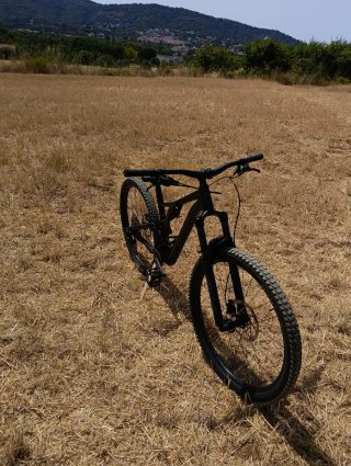 Bicicleta Specialized Stumpjumper Alloy 2023