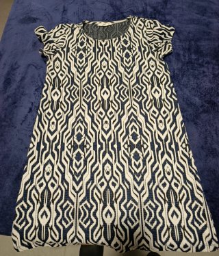 Vestido estampado azul y blanco