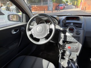 RENAULT Megane 130CV 1.9DCI CONFORT DYNAMIQUE