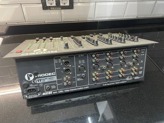 Rodec MX180 MKIII Mesa Mezclas DJ