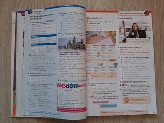 INFLUENCE TODAY 1 Student's book: libro de text...