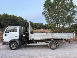 Nissan Cabstar 2002