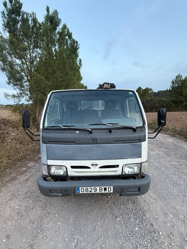 Nissan Cabstar 2002