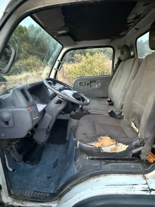 Nissan Cabstar 2002