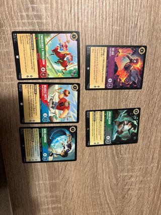 Cartas Lorcana: Tweedledee & Tweedledum, Te Ka, Jo