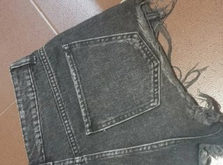Shorts vaqueros Zara negros desgastados
