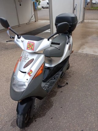 Suzuki Address 49cc Scooter