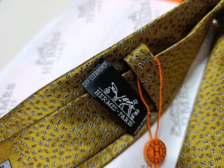 Corbata Hermes Dorada con Diseño