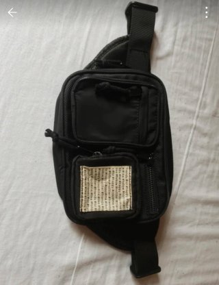 Riñonera Zara Negra