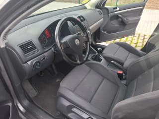 Volkswagen Golf 2005