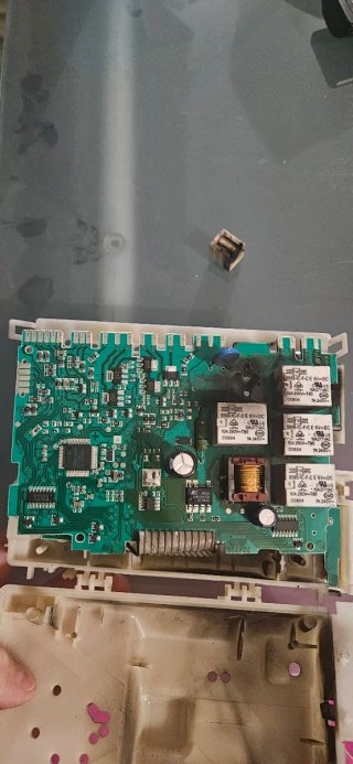 Placa Electrónica Lavavajillas quemada
