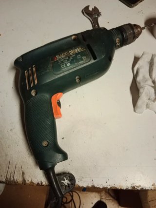 Taladro Black & Decker 550W