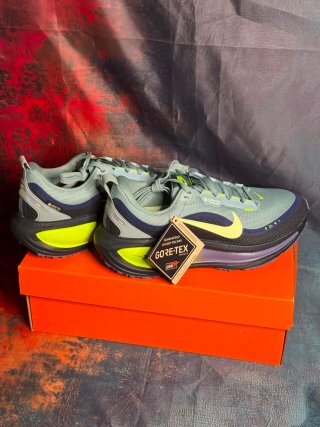 Nike Vomero 18 Gore-Tex Scarpe da Corsa