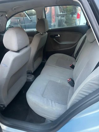 SEAT Ibiza 2004
