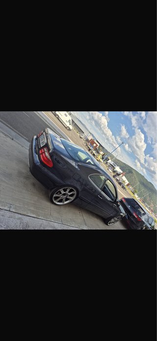 Mercedes-Benz  CLK 2002