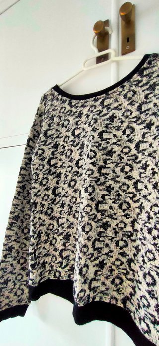 Jersey estampado leopardo
