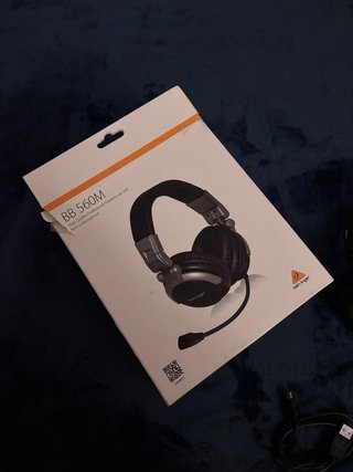 Auriculares Behringer BB 560M con Micrófono