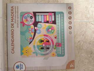 Calendario de Madera Educativo Mundo Diver