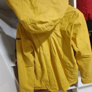 Chaqueta amarilla Batela chica