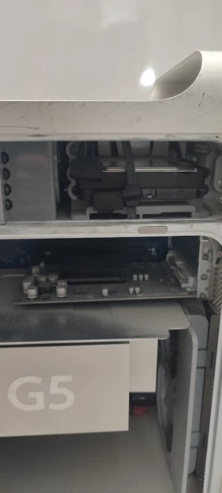 Torre Apple iMac G5