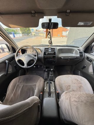 Nissan Terrano II td 2.7