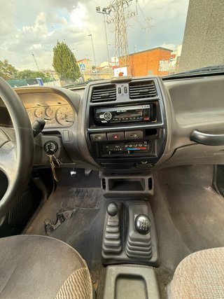 Nissan Terrano II td 2.7
