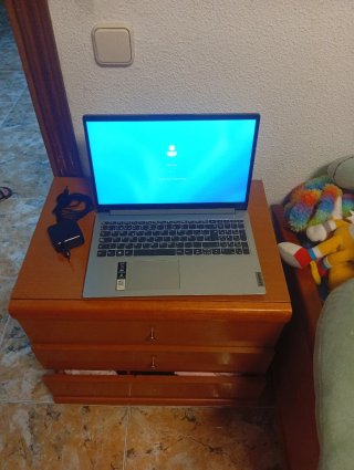 Lenovo Ideapad IP1 15ADA7 AMD