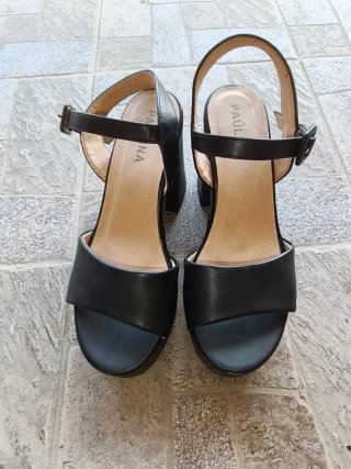 Sandali con zeppa nera 39