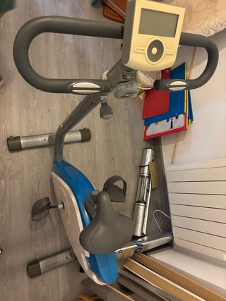 Bicicleta Estática Azul y Gris