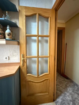Lote 4 puertas madera interiores con herrajes
