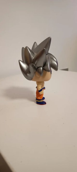 Funko Pop Goku Ultra Instinto