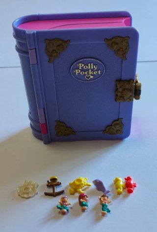 Polly Pocket Sparkling Mermaid Kingdom  1995