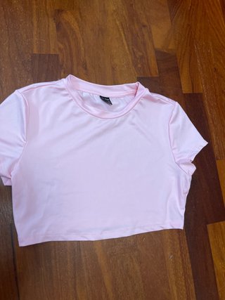 Maglietta rosa crop top