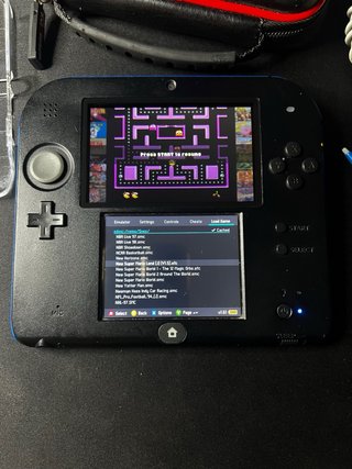 Nintendo 2DS con molti giochi