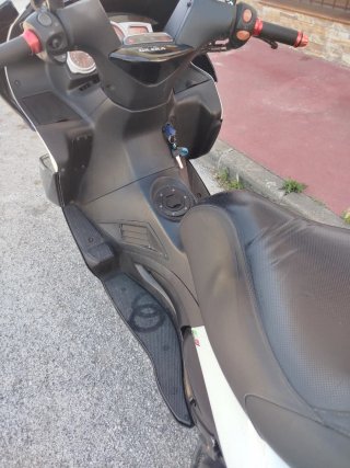 Gilera Nexus 500 Maxi Scooter
