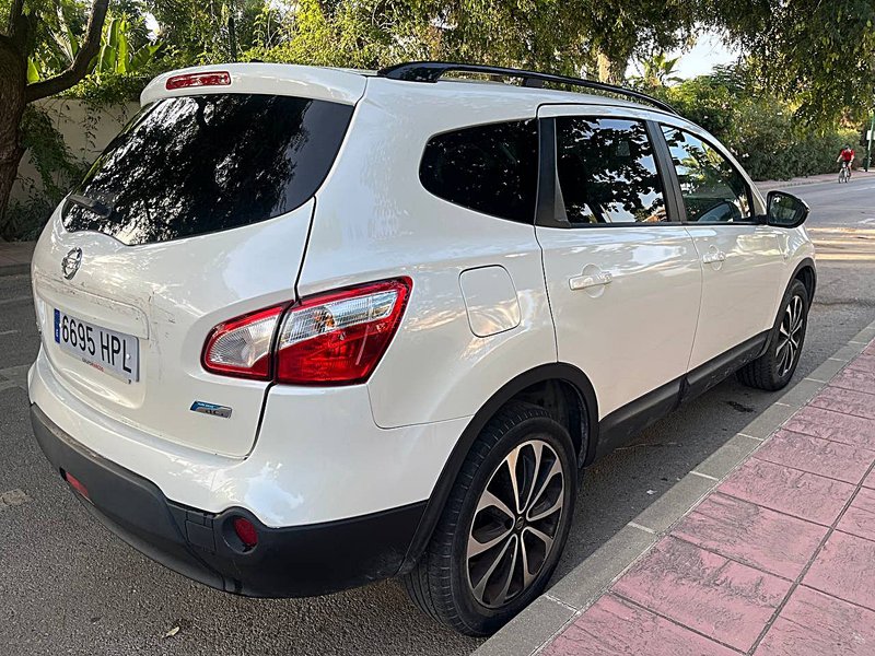 Nissan Qashqai +2 1.6 dCi Tekna Premium 4x2 18'' 2013, foto 2