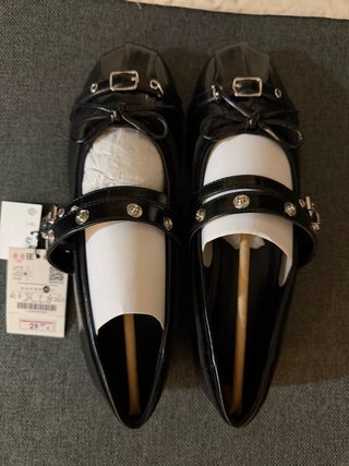 Bailarinas Bershka negras hebillas T.40