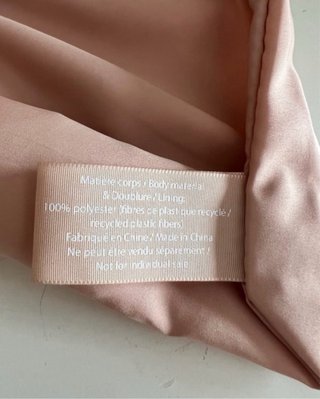 A ESTRENAR. Bolso Clutch Valentino.Funda ordenador
