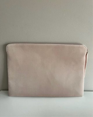 A ESTRENAR. Bolso Clutch Valentino.Funda ordenador
