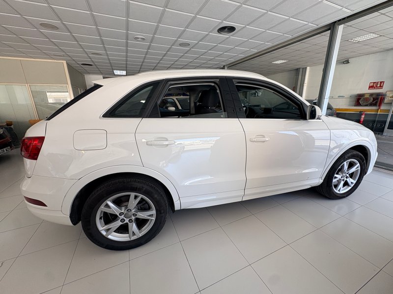 Audi Q3 1.4 TFSI CoD Attraction 2016, foto 6