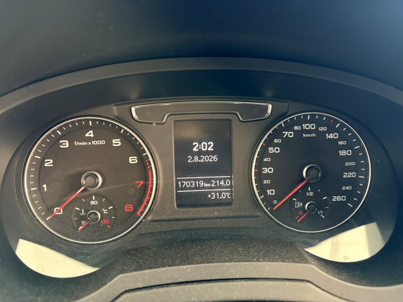 Audi Q3 1.4 TFSI CoD Attraction 2016, foto 9