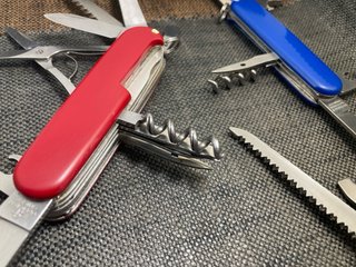 3 Canivetes Victorinox: Ranger, Camper, Sportsman